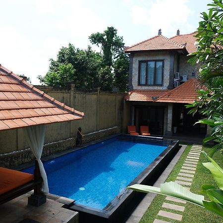 Villa Celavi 77 จิมบาราน ภายนอก รูปภาพ